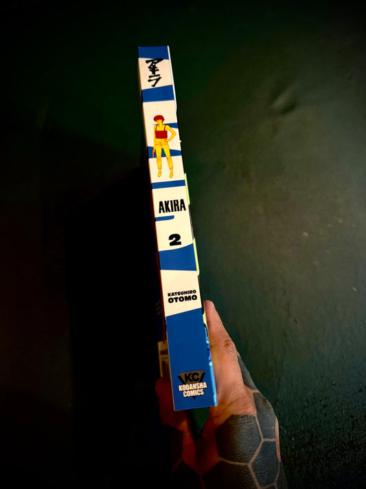 Akira, Vol. 2 Paperback by Katsuhiro Otomo (Author)