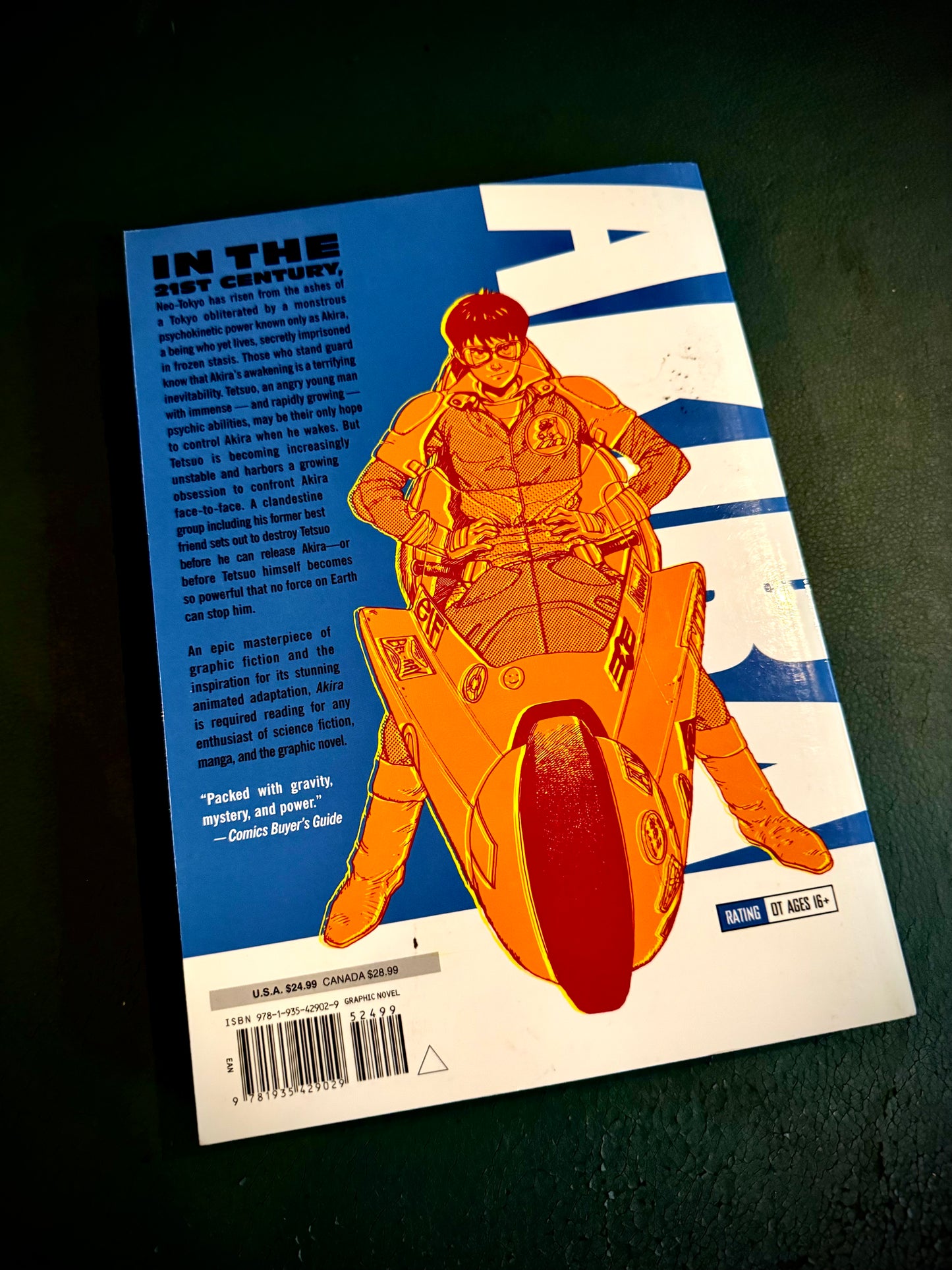 Akira, Vol. 2 Paperback by Katsuhiro Otomo (Author)