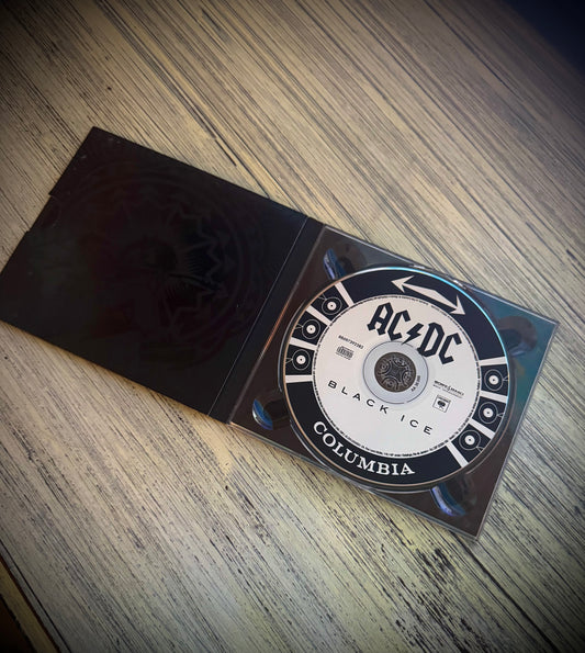 AC/DC – Black Ice Digipak CD