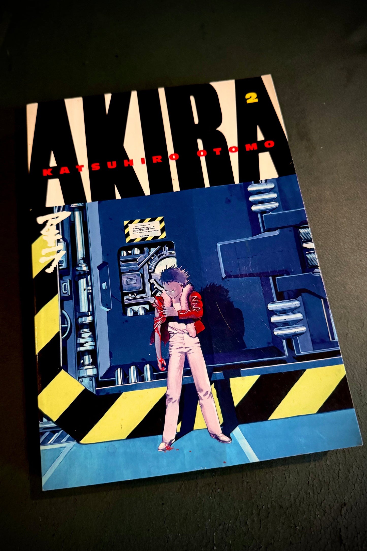 Akira, Vol. 2 Paperback by Katsuhiro Otomo (Author)
